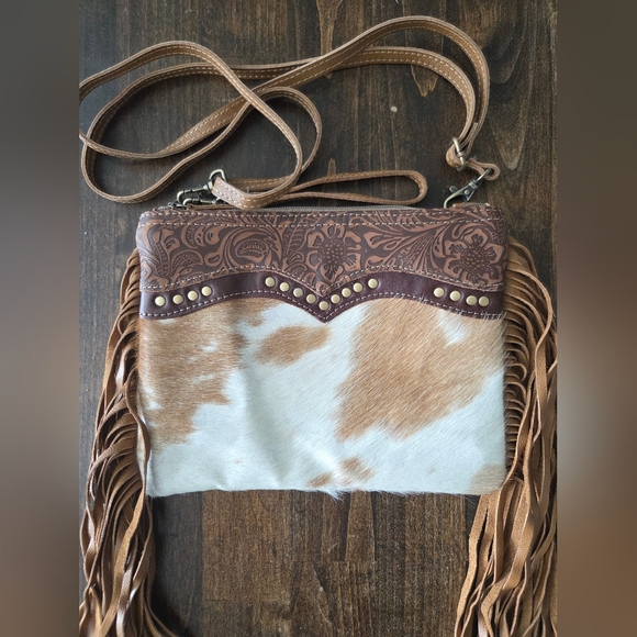 Myra Fringe Purse - Picture 2 of 9